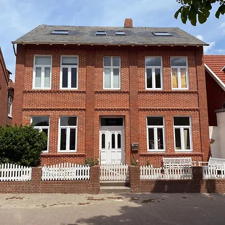 Antje Im Haus 10 * Borkum